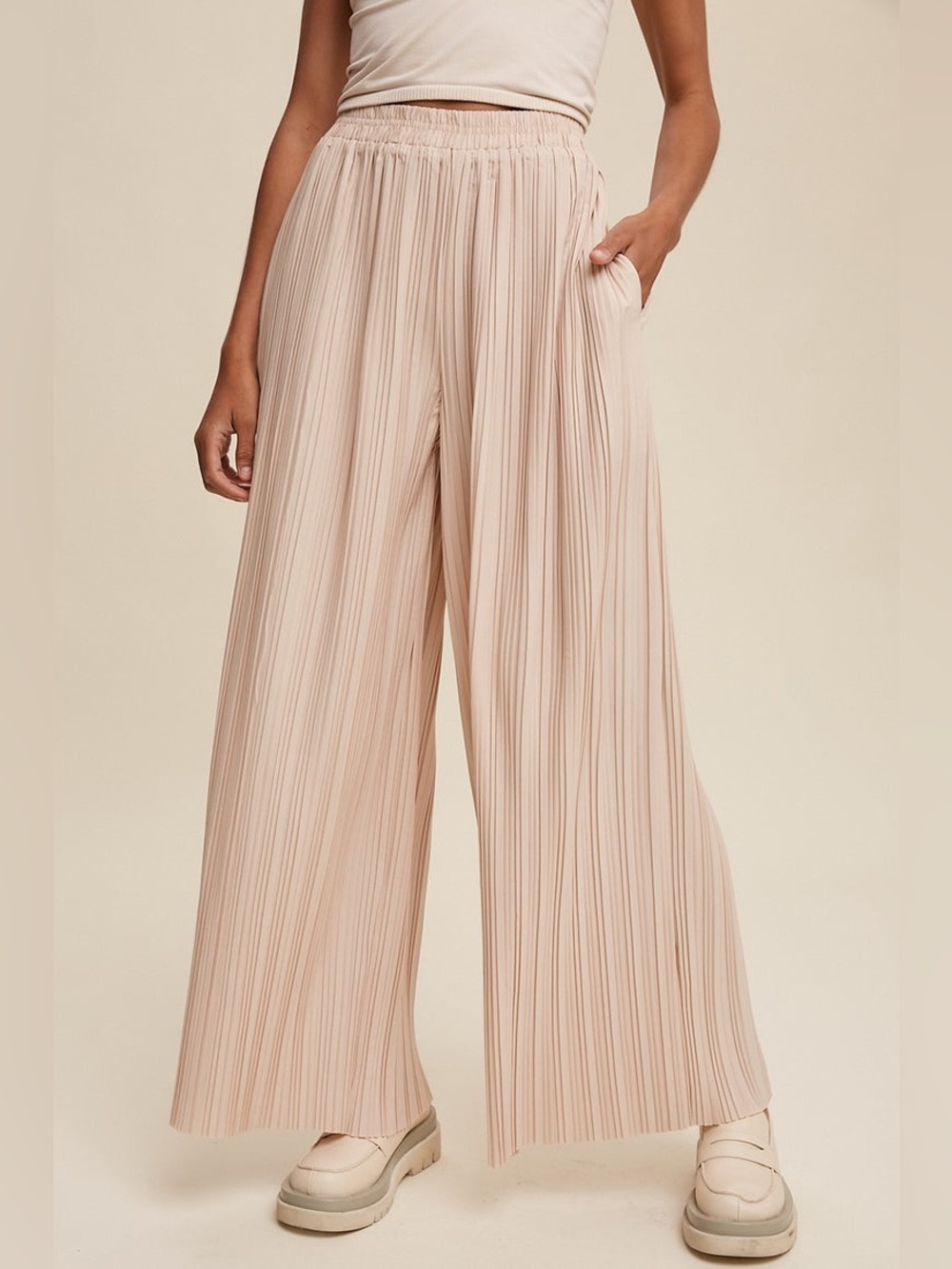 Philosophy Pleated Wide-Leg Silky Pants - Light Pink